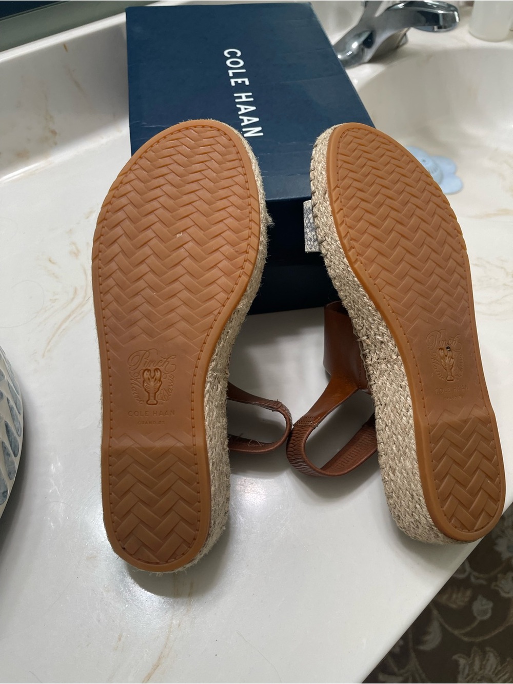 Cole Haan Cloudfeel Pecan and Cream Snakeskin Leather Espadrille Sandals ~Size 7 - Picture 7 of 8
